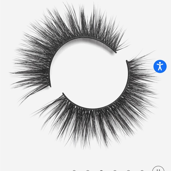 Lilly Lashes 3D Mink NYC Black Eyelashes - Picture 4 of 9